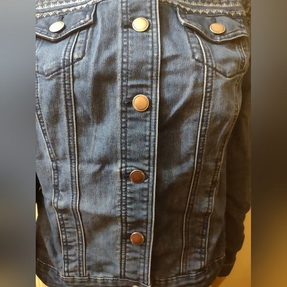 Christopher and banks woman's size small jean denim jacket - Picture 2 of 6